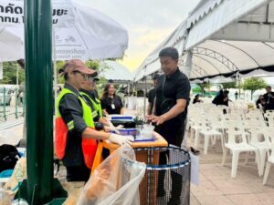 ผู้ว่าฯ ชัชชาติ ขอบคุณประชาชนmujเดินทางมาถวายสักการะพระบรมศพสมเด็จพระพันปีหลวง ร่วม #แยกขยะ และร่วมดูแลพื้นที่ให้สะอาด เป็นระเบียบเรียบร้อย